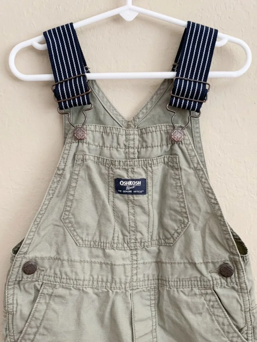 OshKosh Shortalls / Overalls • 4T
